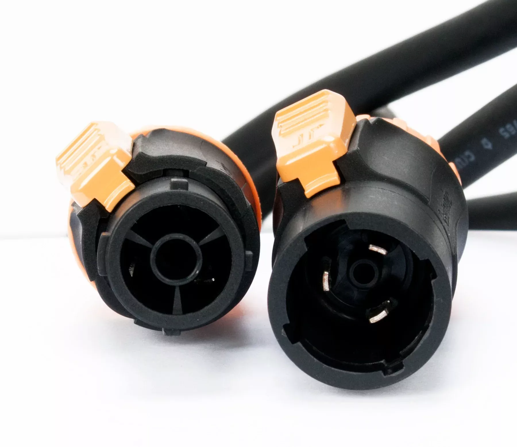 Accu-Cable SIP178 IP65 Outdoor 50 Foot Male-Female Twist Lock Power Link Cable